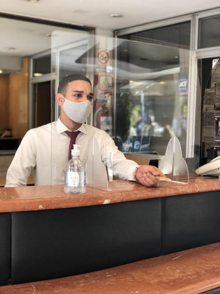 فندق لا بيرلا بوينس آيرس المظهر الخارجي الصورة